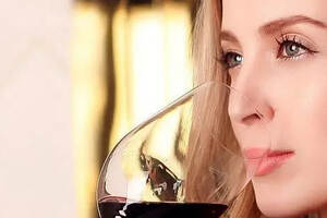小西拉葡萄酒，科普最常见的100种葡萄酒佳酿之一小西拉葡萄酒