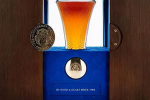 「格兰塔×莱俪水晶」起源33年单一麦芽威士忌上市