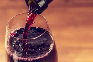 葡萄酒的 6 大常见缺陷，喝酒时你可要注意了