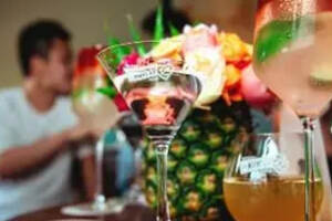 聚焦 | 卡慕远流携手迪可派(De Kuyper)集团与田园8号(Tequila OCHO)开启一场属于鸡尾酒的盛夏狂欢