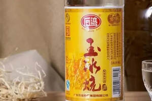 广东有名的民间白酒，用“肥猪肉”浸泡口感甘滑清爽，你尝过吗？