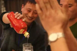 这5款中国顶尖白酒，其中一款号称“中国酒王”，售价去到上千万