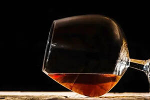 高调加码威士忌，百润股份烈酒业务胜算几成？