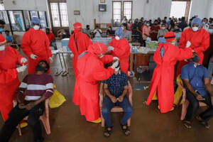 斯里兰卡一工厂超千人感染新冠！负责人：生产的2亿只口罩已出口
