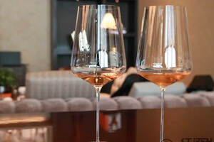 夏桐桃红葡萄酒是什么品种