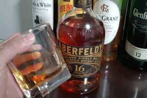 Aberfeldy艾柏迪16年威士忌评测，非常轻柔香甜类似于百富双桶