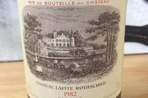 正宗的拉菲红酒有几种，仅拉菲城堡/大拉菲和拉菲珍宝/小拉菲两种