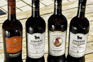 西班牙国宝级雪利酒的特点，雪莉酒口感丰富被誉为最好的葡萄酒
