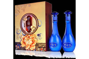 42度江苏洋河镇八瀚中国梦精装浓香型白酒500mlx2瓶礼盒装价格多少钱？