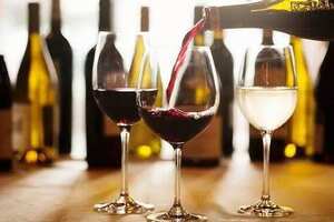 葡萄酒中brix是什么意思，是指含糖量能直接决定酒精度和甜度