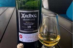阿德贝哥19年鸣沙威士忌价格，波本雪莉桶的完美融合可惜太贵