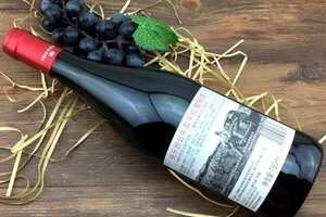 西班牙的标志桃乐丝公牛血葡萄酒，无需专业也能品出丰富的味道