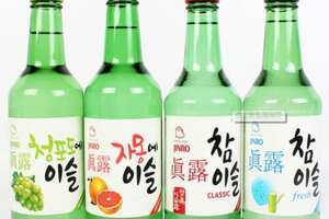 韩国烧酒多少度，度数一般在20%左右但后劲很大
