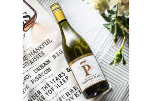新西兰马尔堡产区雅金LADYPENGUIN2017长相思干白葡萄酒750ml一瓶价格多少钱？