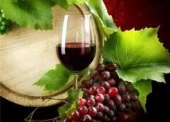 葡萄酒比葡萄更容易吸收是真的吗？