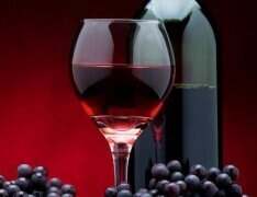 葡萄酒干红和甜红哪个好喝