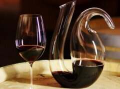 葡萄酒的酒精度是越高酒质越好吗？