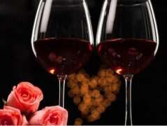 为什么女性常喝葡萄酒可以减少血管炎症呢？