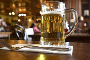 小麦啤酒和大麦啤酒有什么区别「小麦啤酒和大麦啤酒有什么区别吗」