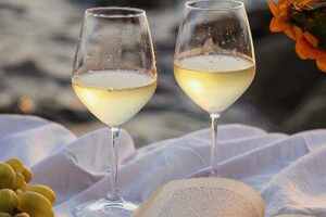 雷司令可以酿造出不同类型的白葡萄酒吗