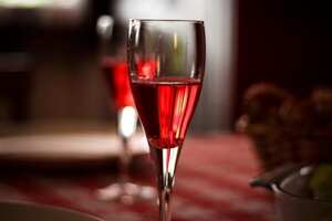 法国红葡萄酒的保质期限