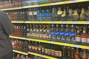 超市里的5款“光瓶”酒，行家经常买，价格也不贵，都是纯粮酿