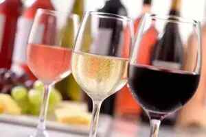 葡萄酒知识：干红、干白中的“干”是什么意思？挂相杯的都是好酒吗