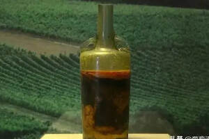 开还是不开？一瓶保存1600多年的葡萄酒，引发众多考古学家争论