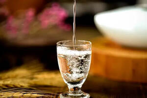 西会福酿酒工艺：白酒为什么会有酸甜苦辣的味道？