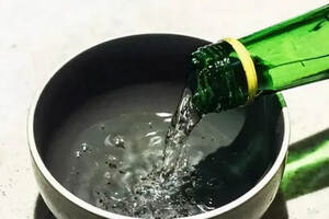 液态发酵法白酒等于酒精生产工艺，是真的吗？