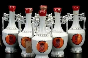 中国这5款清香型白酒，因价低被冷落，厂家：行家才会买