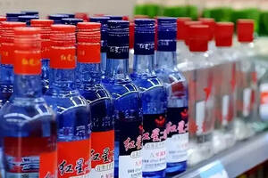 同是红星二锅头，蓝、绿、白到底哪瓶才是地道北京味儿？
