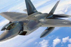 美军最强战机F-22真的无懈可击吗？EA-18G咆哮者曾“击落”F-22