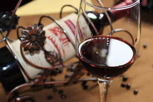 红葡萄酒的生产工艺流程