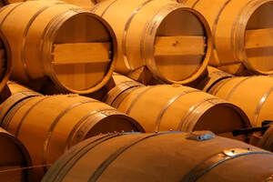 新、旧橡木桶陈酿的葡萄酒有什么不同？