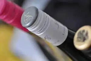 软木塞葡萄酒和螺旋盖葡萄酒有什么区别？