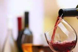 越喝越健康，葡萄酒的功效大全