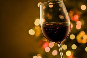 在聚会上喝红酒需要注意什么？