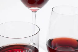 年轻型桂花葡萄酒比陈年葡萄酒更有利于健康