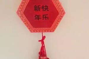 红酒瓶塞别扔了，用它制作喜庆的春节新年挂饰，简单又别致
