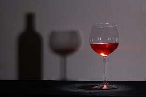 葡萄酒的窖藏寿命能持续多久我们了解多少呢？