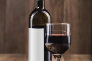 各位朋友们知道干红葡萄酒的保质期是怎样的吗？