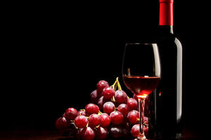 为什么说葡萄酒是调配而成的？