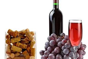 陈酿葡萄酒时，瓶子的大小有影响吗？