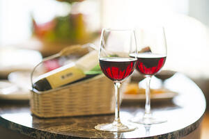 专家教你品鉴真假葡萄酒我们知道哪些呢？
