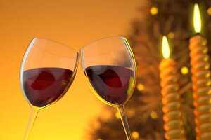 晚饭喝红酒能带来哪些功效作用?