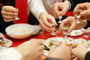 中秋节要到了，10款适合家庭聚会用的白酒，有里子更有面子