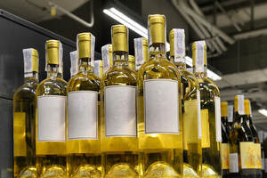 能保存一瓶开了一天的葡萄酒吗？