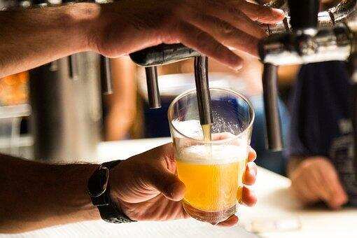 精酿啤酒设备糖化时温度对淀粉分解有哪些影响？