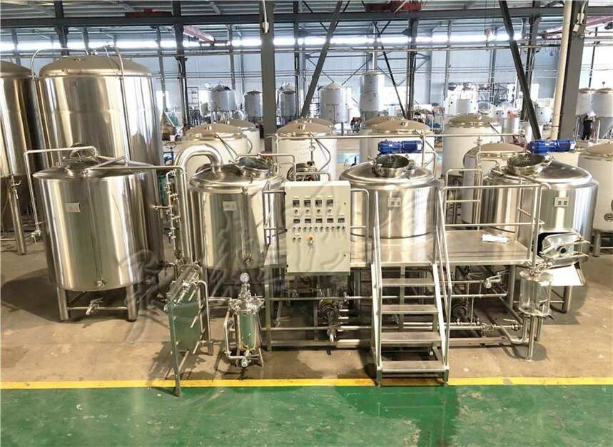 精酿啤酒设备发酵中的现代主发酵与传统后发酵结合法